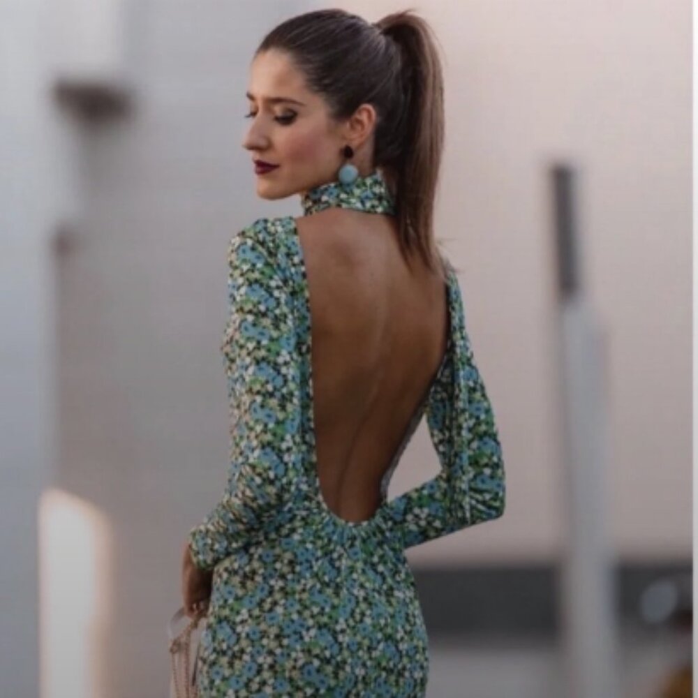 ✨NWT✨ Zara Blue/Green/White Floral Back Cut Out Midi Dress - Bloggers Fave